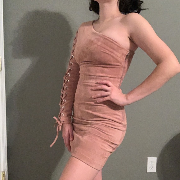 BRAND NEW Endless Rose Pink One Shoulder Dress - Picture 2 of 4